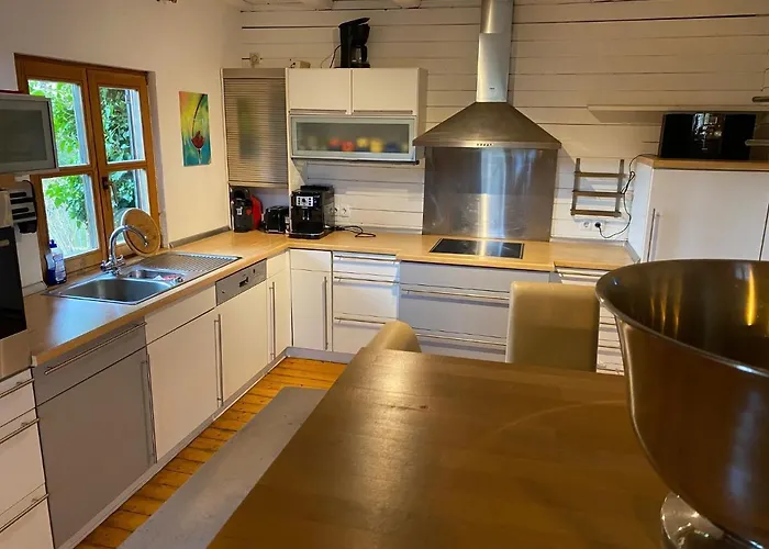 Holzhaus Auf 2000Qm In Traumhafter Lage, Keine Partygruppen