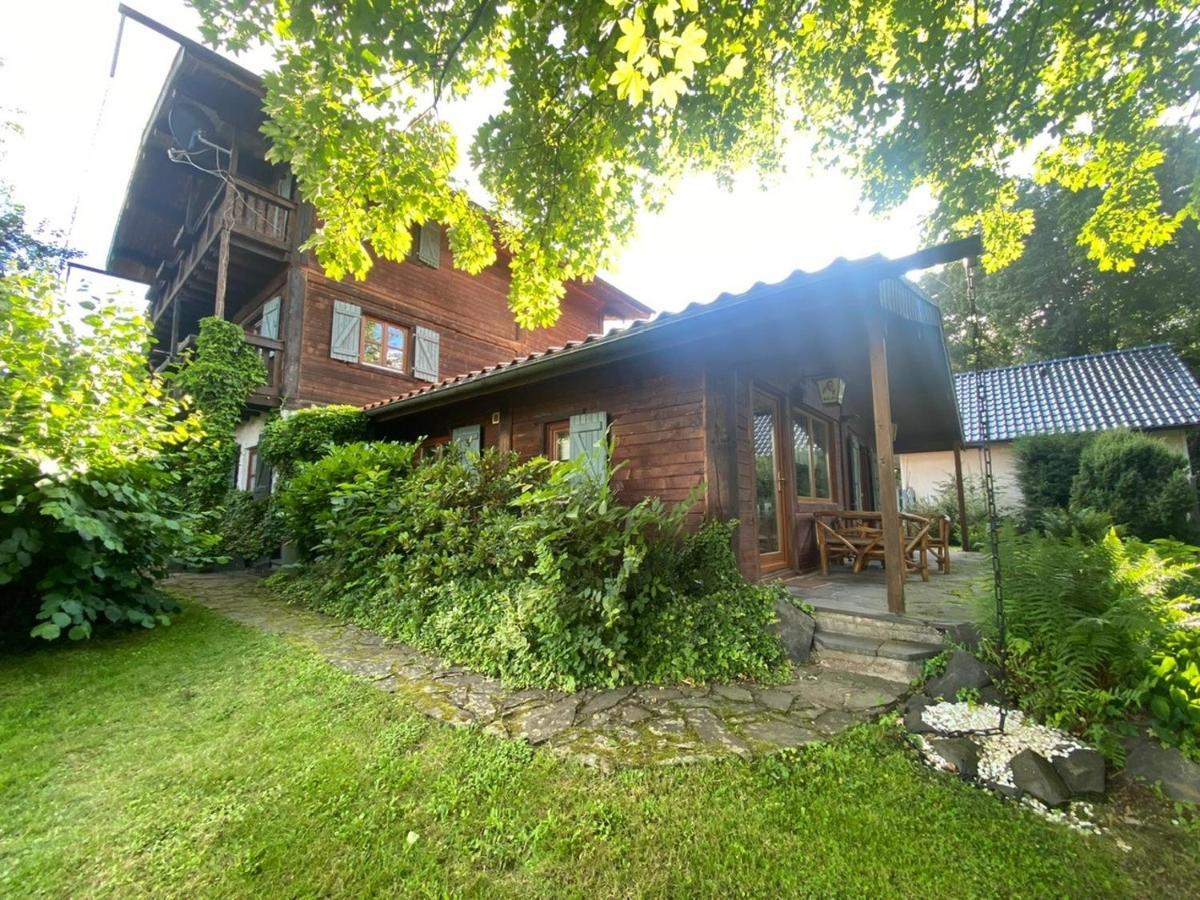 Holzhaus Auf 2000qm In Traumhafter Lage, Keine Partygruppen Hébergement de vacances *